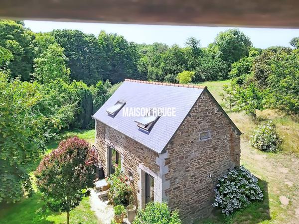 CHARME, VOLUMES ET RENTABILITÉ AUX PORTES DE DINAN Maison plus gîte