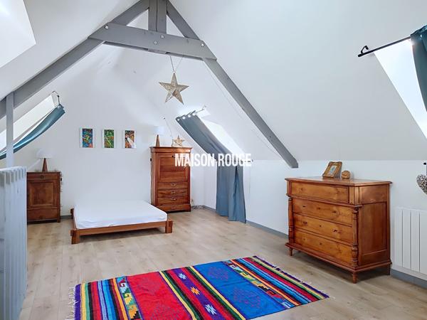 CHARME, VOLUMES ET RENTABILITÉ AUX PORTES DE DINAN Maison plus gîte