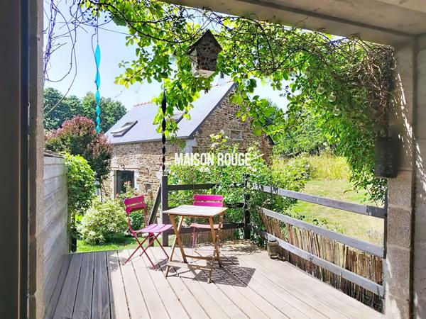 CHARME, VOLUMES ET RENTABILITÉ AUX PORTES DE DINAN Maison plus gîte