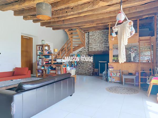 CHARME, VOLUMES ET RENTABILITÉ AUX PORTES DE DINAN Maison plus gîte