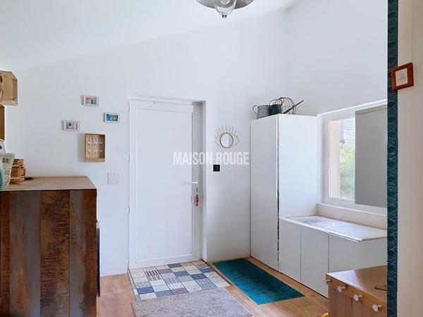 CHARME, VOLUMES ET RENTABILITÉ AUX PORTES DE DINAN Maison plus gîte