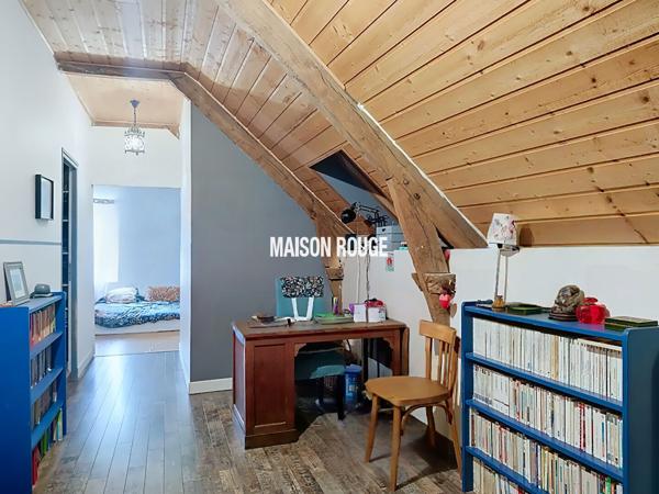 CHARME, VOLUMES ET RENTABILITÉ AUX PORTES DE DINAN Maison plus gîte