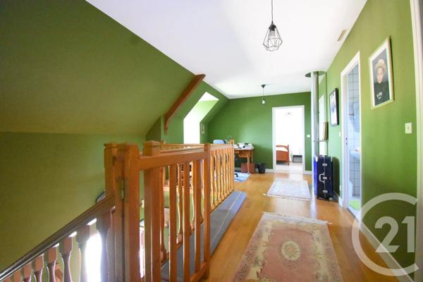 Maison à vendre  5 pièces - 206,15 m 2   CREUZIER LE VIEUX  - 03