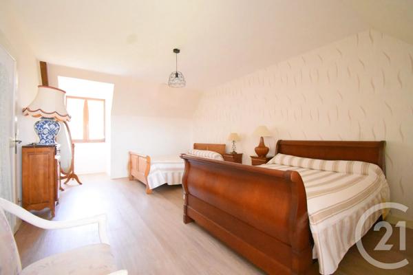 Maison à vendre  5 pièces - 206,15 m 2   CREUZIER LE VIEUX  - 03