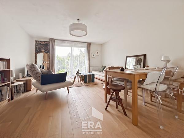 À visiter rapidement, coup de coeur assuré ! Maison, jardin, espaces verts