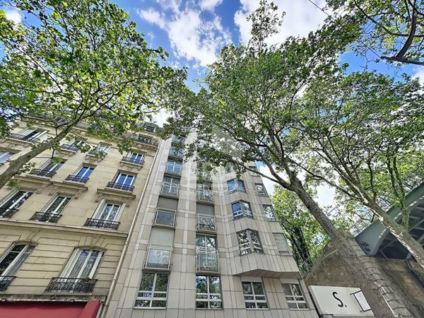 Paris 12 - Appartement - Grand Studio Avenue Daumesnil - Surface 28m²
