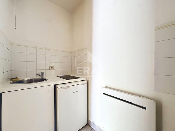 Paris 12 - Appartement - Grand Studio Avenue Daumesnil - Surface 28m²