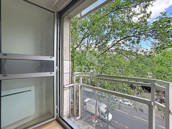 Paris 12 - Appartement - Grand Studio Avenue Daumesnil - Surface 28m²