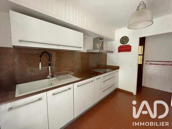 Maison à vendre 5 pièces 130 m² Nîmes