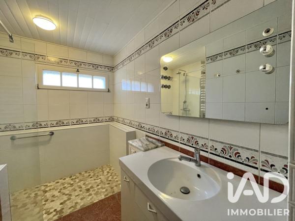 Maison à vendre 5 pièces 130 m² Nîmes