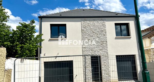 À vendre Maison 4 pièces 100.62 m² - Ormesson-sur-marne 94490