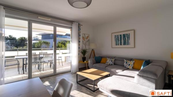 T3 récent 71 m² avec terrasse, piscine et box