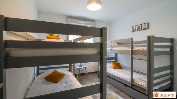 T3 récent 71 m² avec terrasse, piscine et box