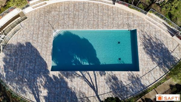 T3 récent 71 m² avec terrasse, piscine et box