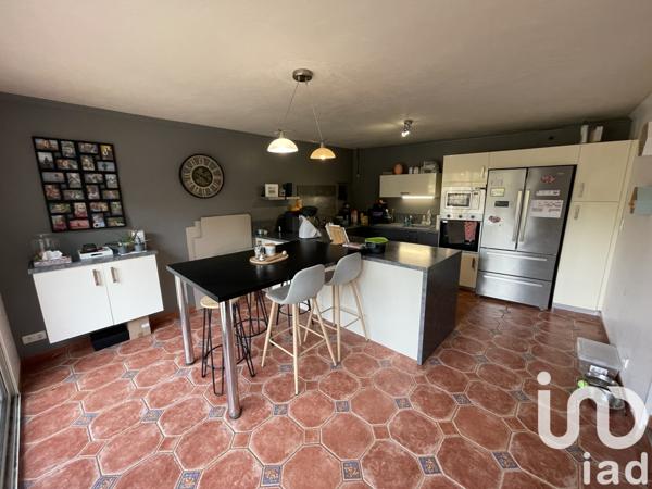Maison à vendre 8 pièces 145 m² Lussac-les-Châteaux