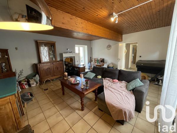 Maison à vendre 8 pièces 145 m² Lussac-les-Châteaux