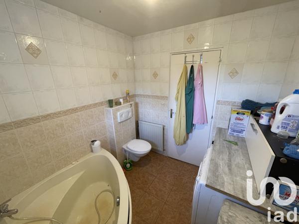 Maison à vendre 8 pièces 145 m² Lussac-les-Châteaux