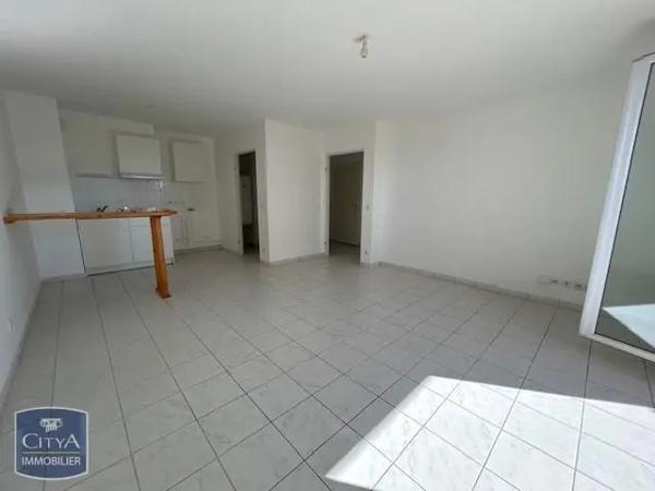 Appartement à louer 2 pièces 47.87m² Moulins (03000)