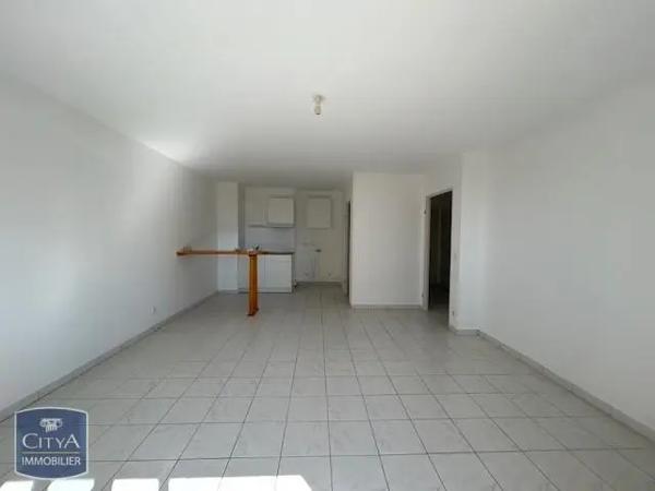 Appartement à louer 2 pièces 47.87m² Moulins (03000)
