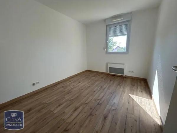 Appartement à louer 2 pièces 47.87m² Moulins (03000)