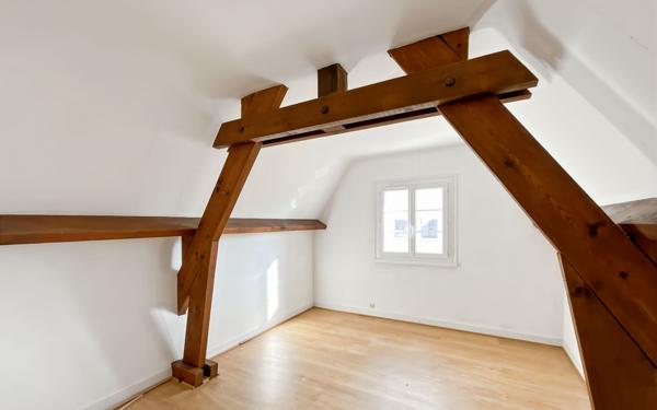 Maison à vendre    6 pièces • 132 m2 Saint-Pryvé-Saint-Mesmin