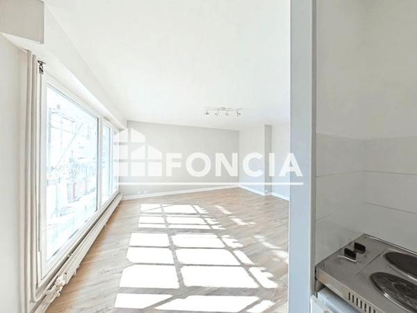 Location Studio 28.8 m² - 5 RUE MOULIN DE POIGNET Melun 77000