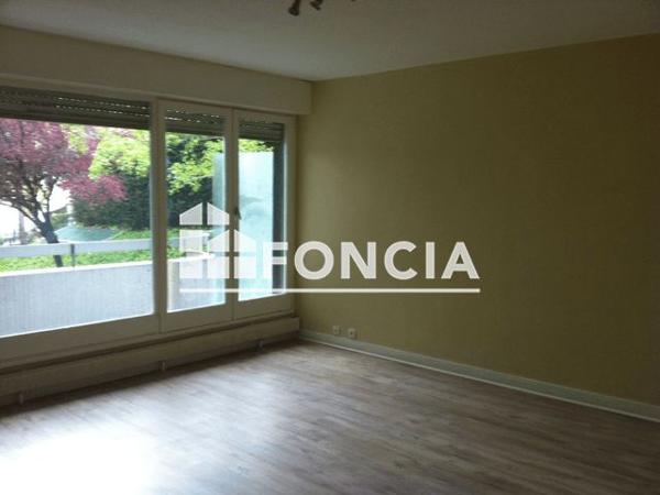 Location Studio 28.8 m² - 5 RUE MOULIN DE POIGNET Melun 77000