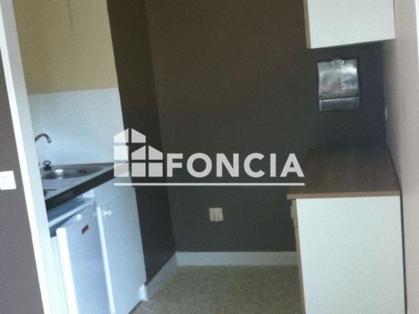 Location Studio 28.8 m² - 5 RUE MOULIN DE POIGNET Melun 77000