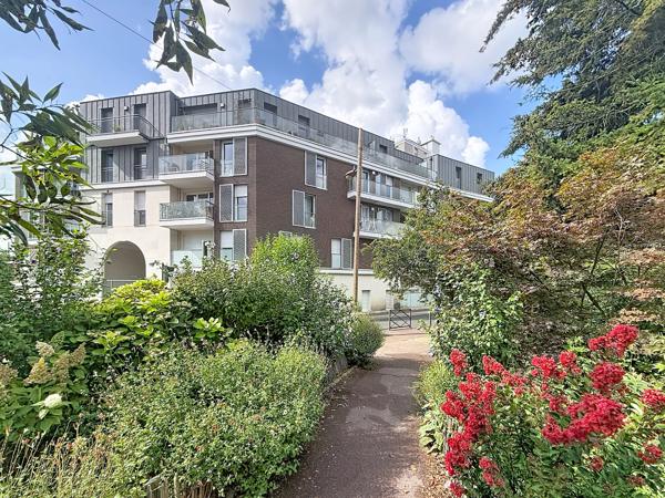 Appartement
         1 pièce
        - 31 m² Exclusivité 178 000 € *