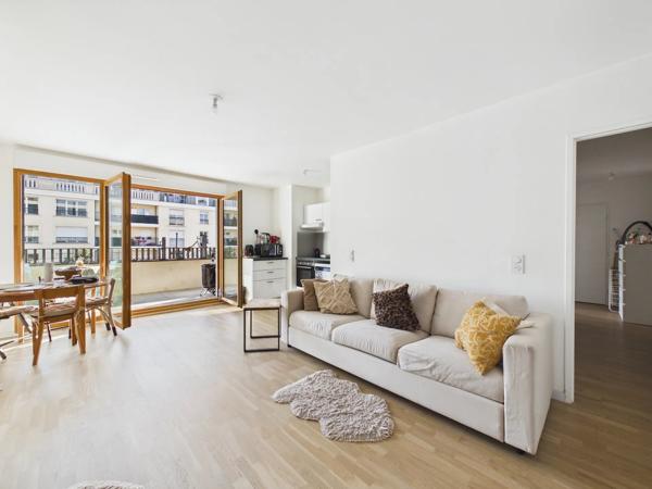 Appartement
         3 pièces
        - 69 m² Exclusivité 375 000 € *