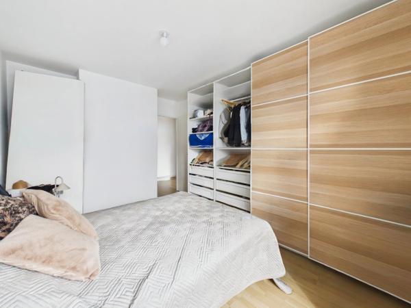 Appartement
         3 pièces
        - 69 m² Exclusivité 375 000 € *