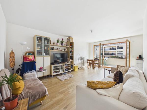Appartement
         3 pièces
        - 69 m² Exclusivité 375 000 € *