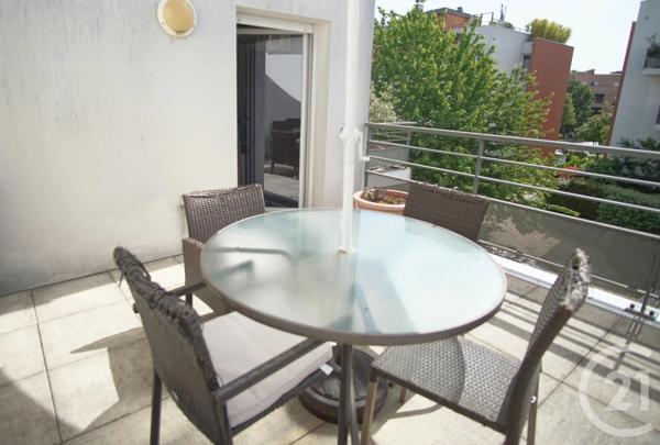 Appartement F4 à vendre  4 pièces - 83 m 2   CRETEIL  - 94