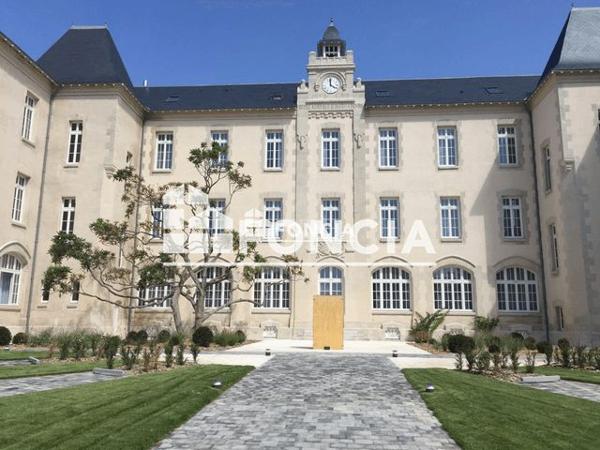 Location Appartement 2 pièces 42.7 m² - CARRE DES LETTRES - D12 - 70 BIS AVENUE JEAN GUITON La Rochelle 17000