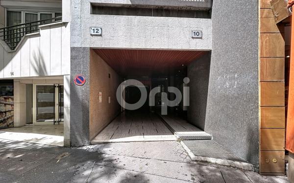 Stationnement à vendre