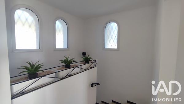 Maison à vendre 6 pièces 196 m² Toulon