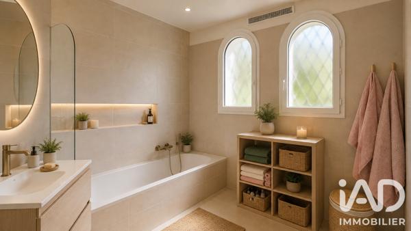 Maison à vendre 6 pièces 196 m² Toulon