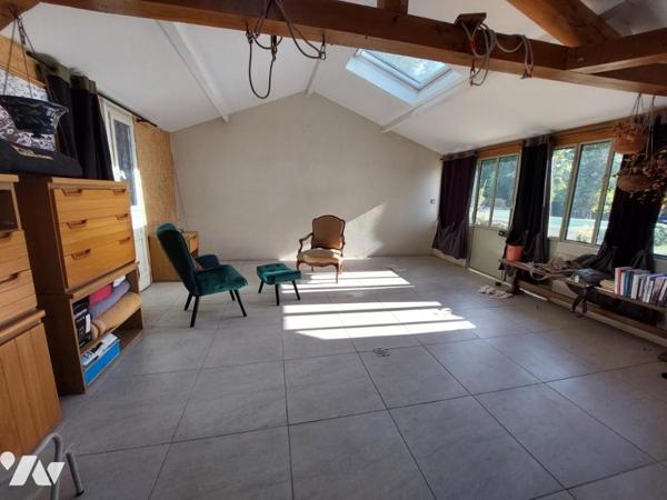 Belle maison ancienne rénovée sur un terrain de 2620m²