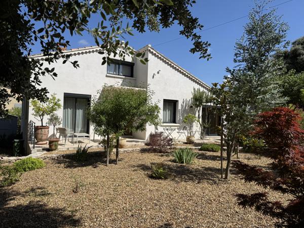 Les Angles (30133) Maison entièrement rénovée