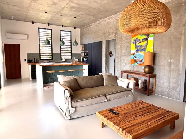 Superbe Villa ultra moderne + 2 dépendances 3 piscines sur 3 243 m² de terrain