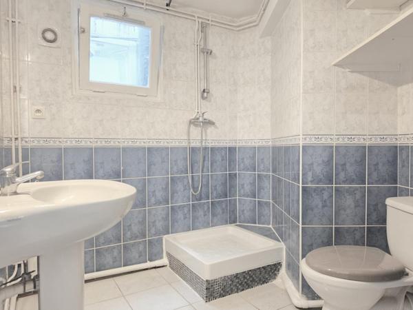 Appartement F2 de 39m2 avec terrasse - Emplacement stratégique