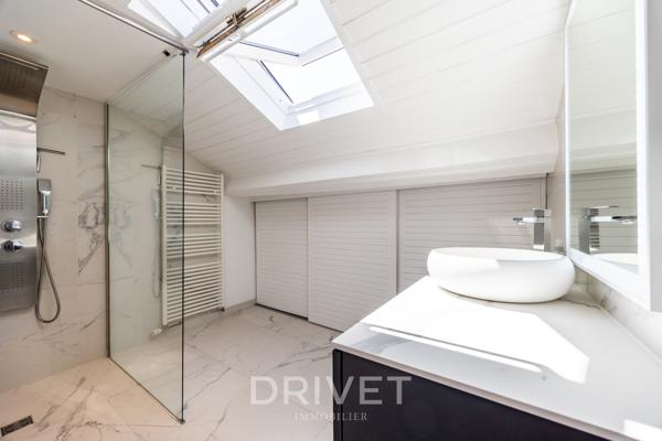 Maison 6 pièce(s) 4 chambre(s) 166 m²