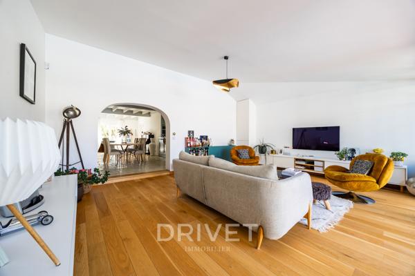 Maison 6 pièce(s) 4 chambre(s) 166 m²
