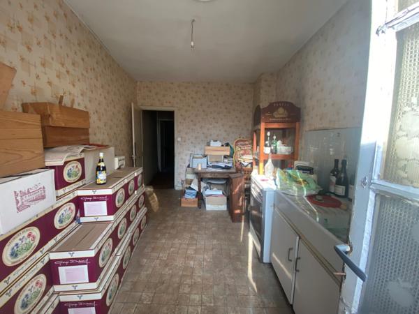 Maison  6 pièce(s)  2 chambre(s)  240 m²