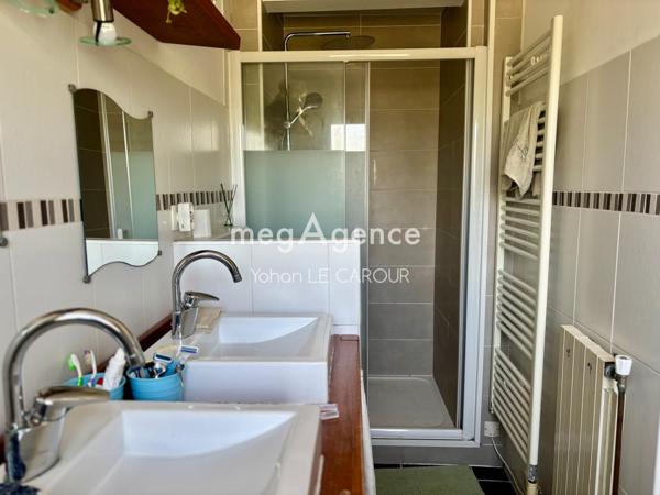 Maison à RIANTEC, 56670 - 6 pièces 122m²