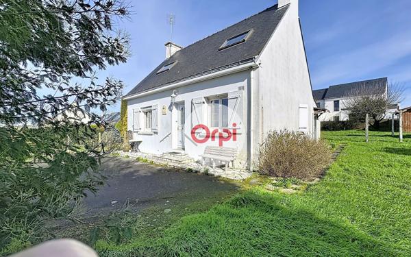 Maison à vendre    4 pièces •  Ambon