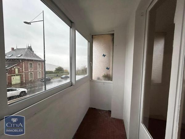 Appartement à louer 4 pièces 64.4m²