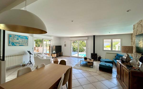 Maison à vendre    3 pièces •  Sète