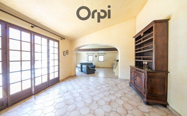 Maison à vendre    4 pièces •  Saint-Estève