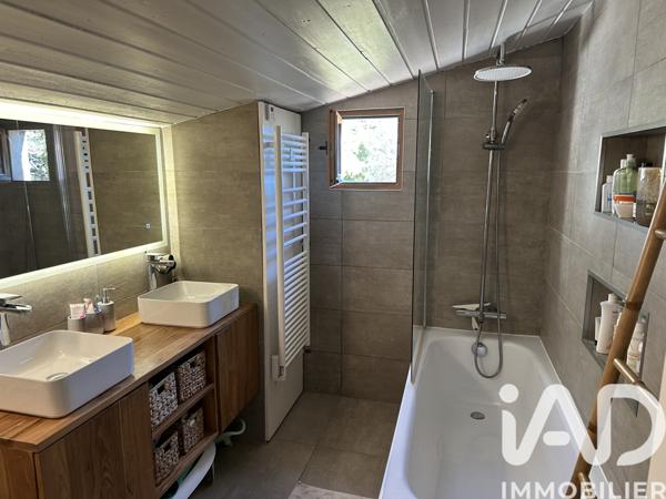 Maison à vendre 4 pièces 102 m² Cuges-les-Pins